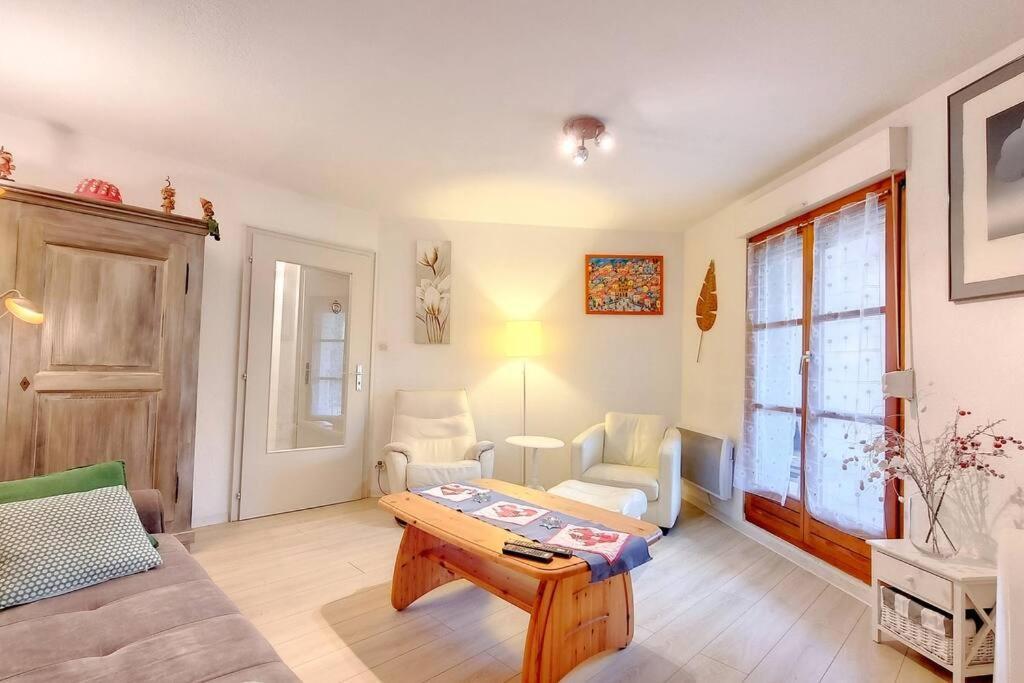 Chez Romane - Appartement Avec Parking รีควีร์ ภายนอก รูปภาพ